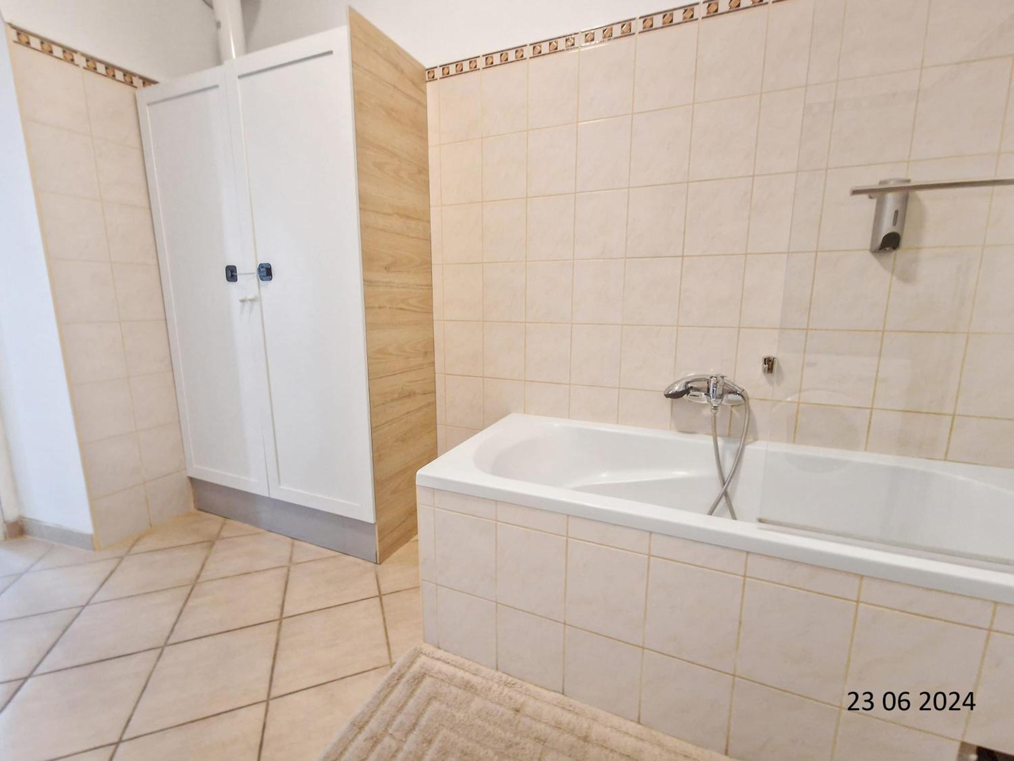 Elegant Three-Bedroom Suite Vienne Extérieur photo
